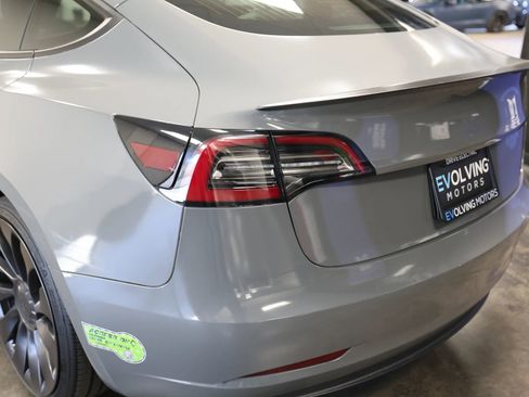 Used 2019 Tesla Model 3 Performance AWD/4WD image 14