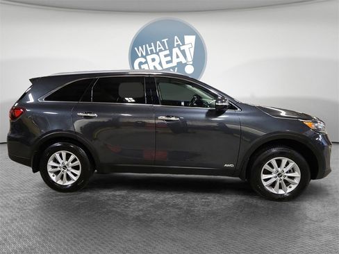 Used 2019 Kia Sorento LX w/ Option Group 020 image 2