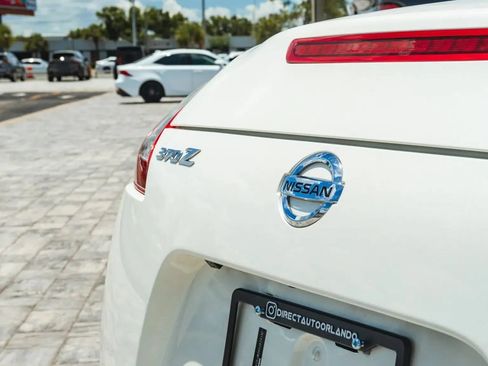 Used 2013 Nissan 370Z Touring w/ Sport Pkg RWD image 18