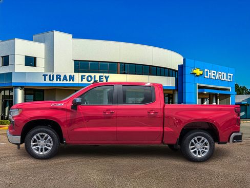 New 2026 Chevrolet Silverado 1500 LT w/ Z71 Off-Road Package AWD/4WD image 2