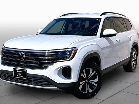 Used 2025 Volkswagen Atlas SE FWD image 35