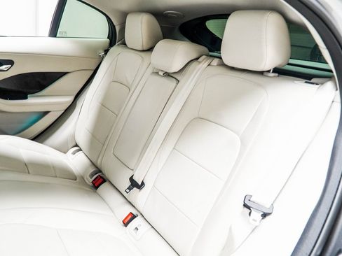 Used 2020 Jaguar I-PACE S image 44