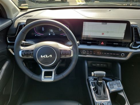 Certified 2024 Kia Sportage EX FWD image 16