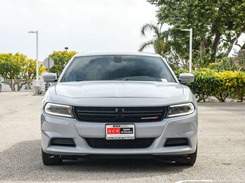 Used 2022 Dodge Charger SXT w/ Cold Weather Package RWD image 2