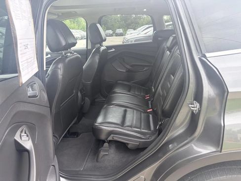 Used 2017 Ford Escape Titanium w/ Equipment Group 301A AWD/4WD image 15