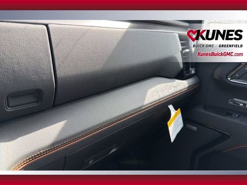 New 2026 GMC Sierra 1500 AT4 w/ AT4 Premium Package image 34