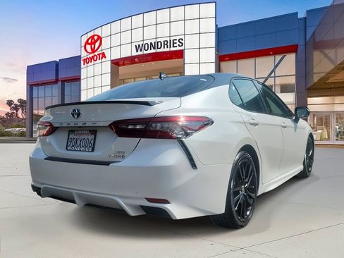 Used 2023 Toyota Camry XSE image 4