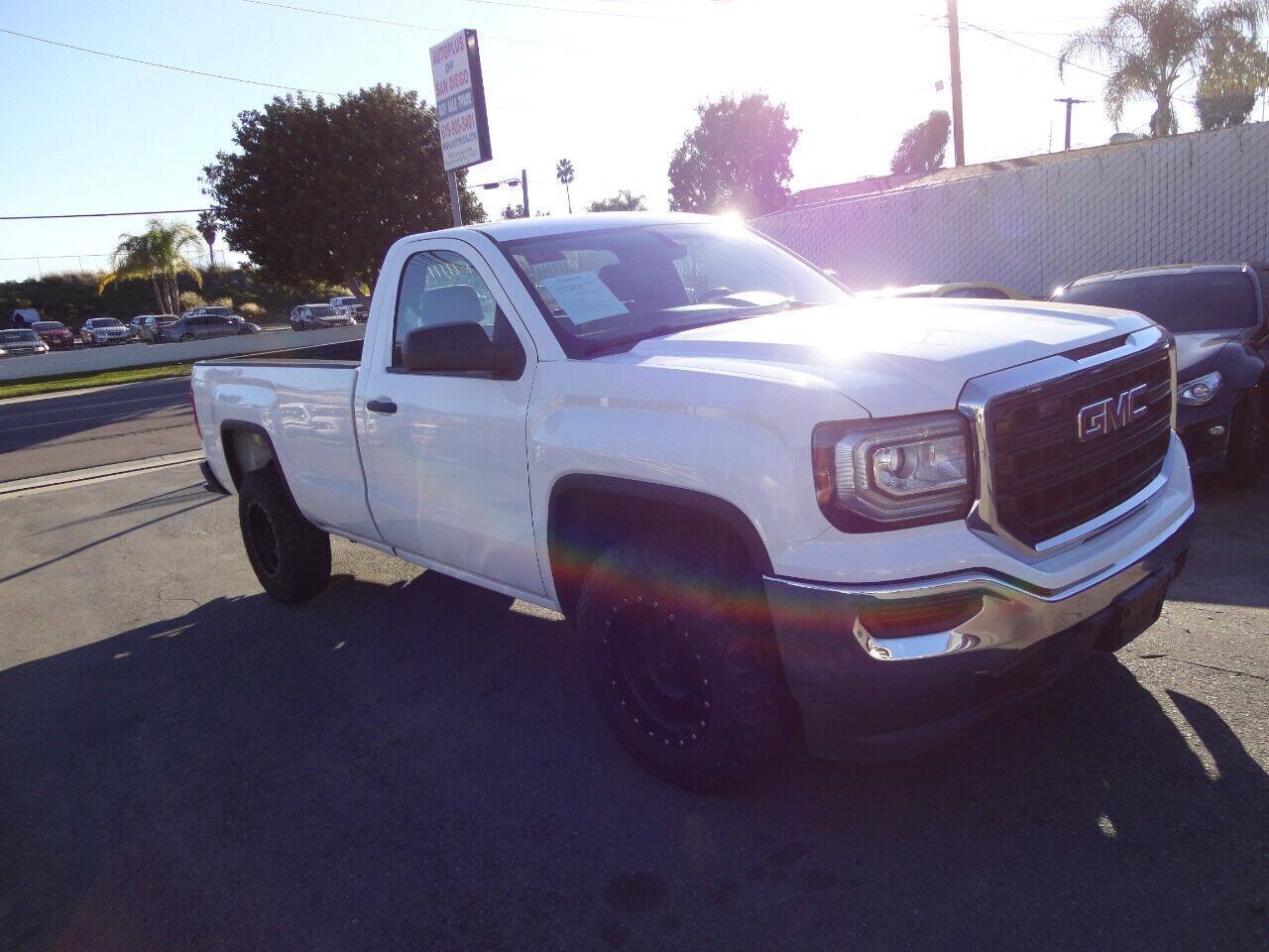 Used 2016 GMC Sierra 1500 2WD Regular Cab image 10