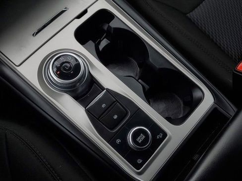 Certified 2023 Ford Explorer XLT image 34