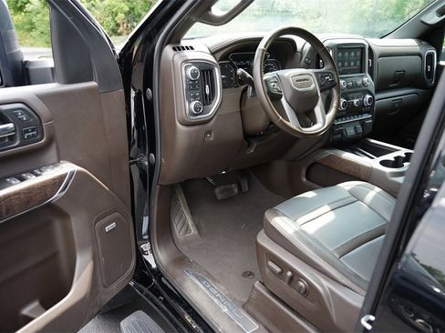 Used 2022 GMC Sierra 2500 Denali image 13