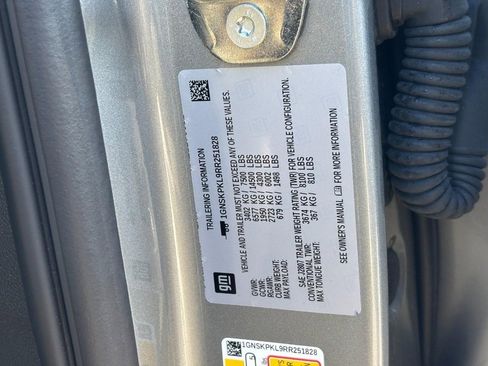 Used 2024 Chevrolet Tahoe Z71 w/ Off-Road Capability Package image 34