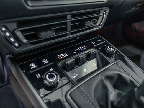 Used 2022 Porsche 911 Carrera S image 23