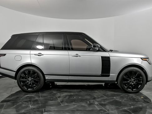 Used 2014 Land Rover Range Rover image 12