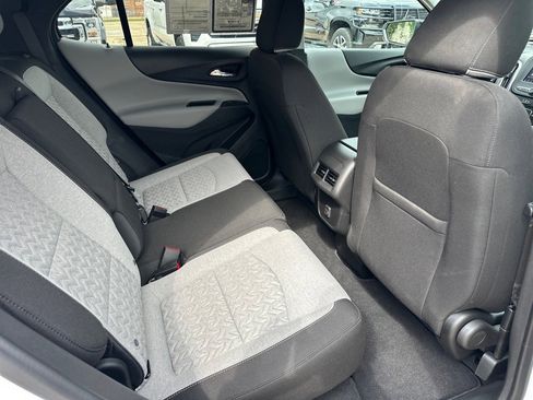 Used 2023 Chevrolet Equinox LS w/ LS Convenience Package image 12
