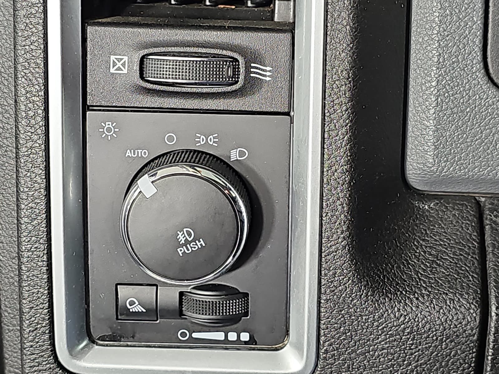 Used 2019 RAM 1500 Big Horn AWD/4WD image 21