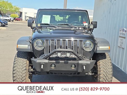 Used 2018 Jeep Wrangler Unlimited Rubicon AWD/4WD image 2