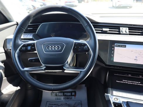 Used 2021 Audi e-tron Premium AWD/4WD image 10