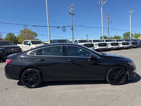 Used 2024 Chevrolet Malibu LT w/ Midnight Edition image 6