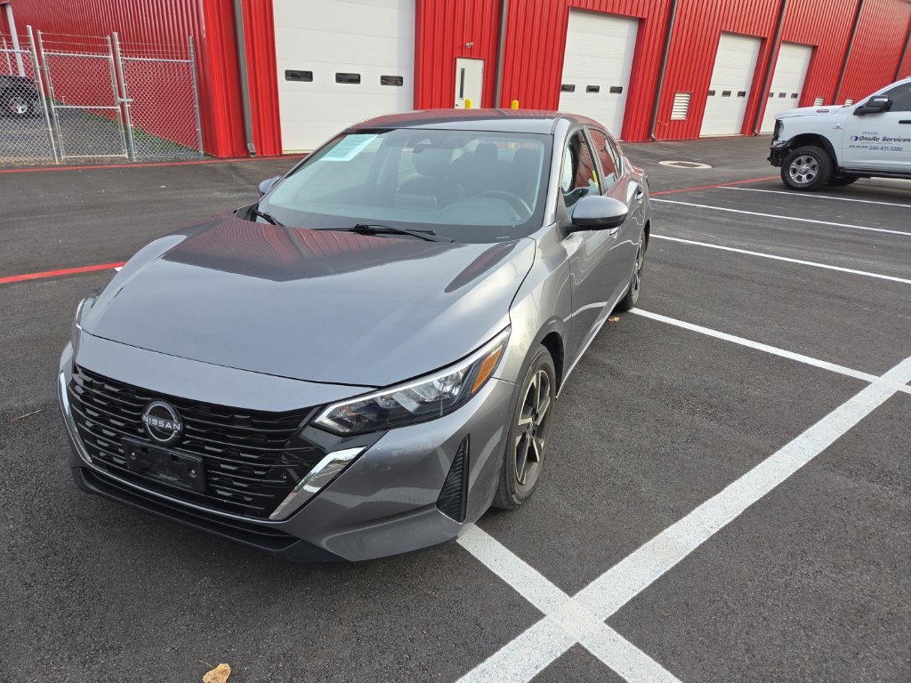Used 2024 Nissan Sentra SV FWD image 3