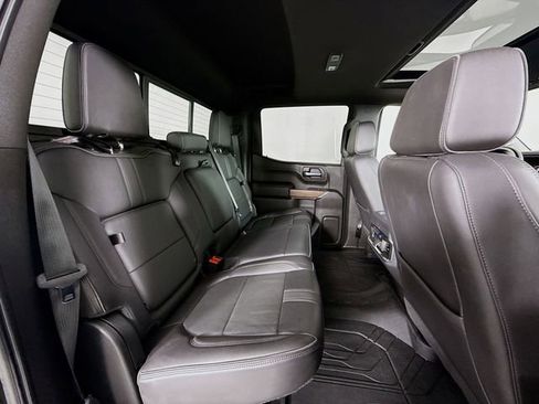 Used 2021 Chevrolet Silverado 1500 High Country w/ Technology Package image 28