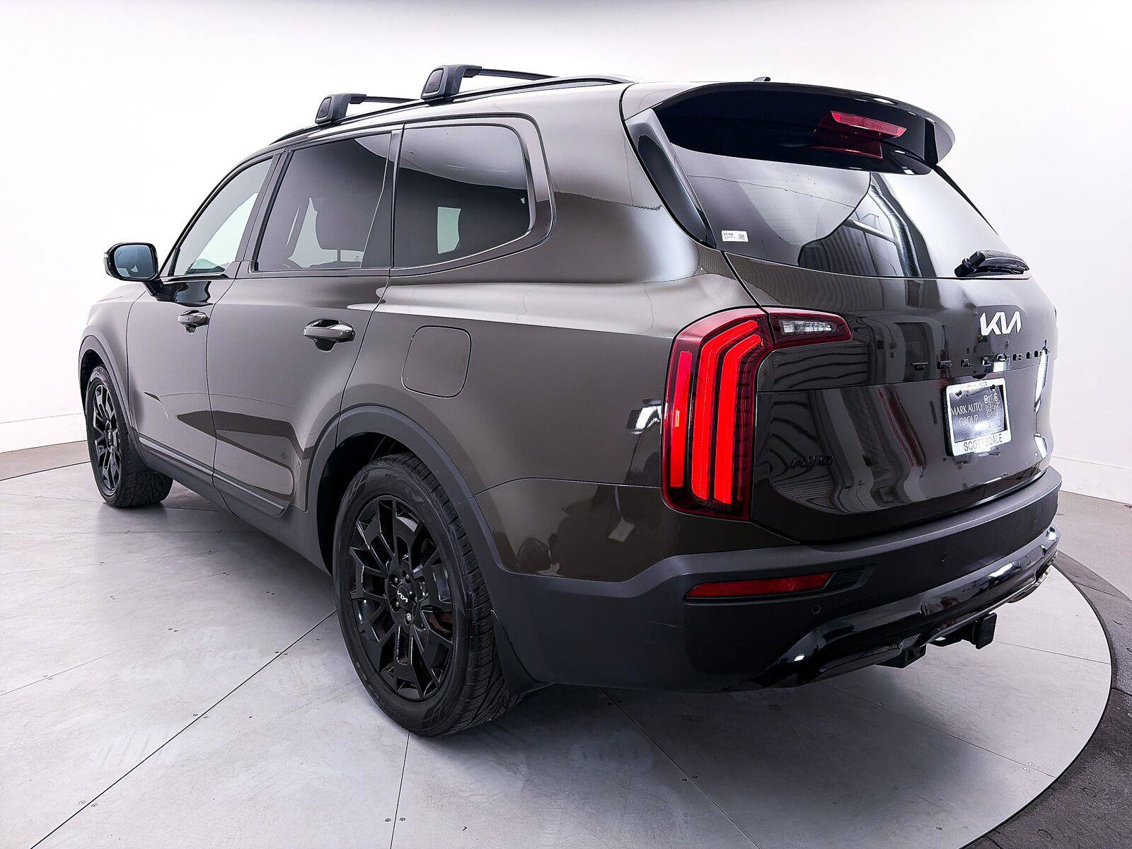 Used 2022 Kia Telluride SX w/ SX Prestige Package AWD/4WD image 14