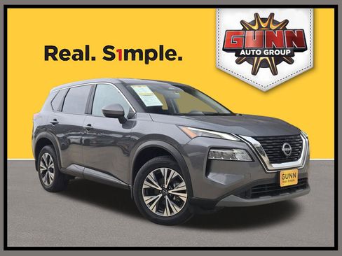 Used 2023 Nissan Rogue SV image 1