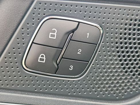 Certified 2024 Ford Edge Titanium AWD/4WD image 26