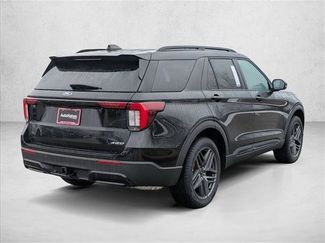New 2026 Ford Explorer ST-Line w/ ST-Line Street Pack AWD/4WD video 2