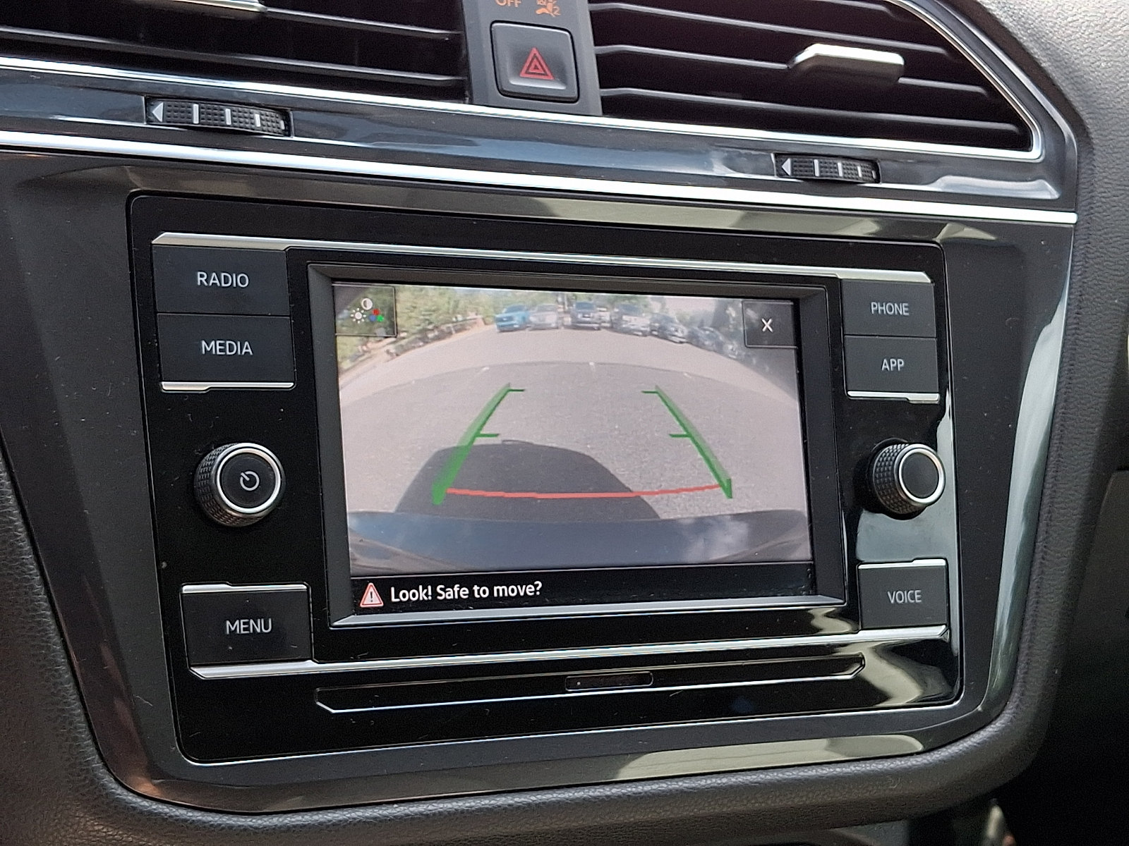 Used 2020 Volkswagen Tiguan S AWD/4WD image 18