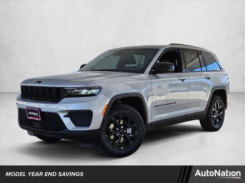 New 2025 Jeep Grand Cherokee Altitude image 1