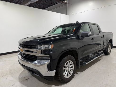 Used 2020 Chevrolet Silverado 1500 LT w/ True North Edition image 2