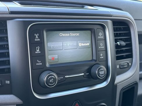 Certified 2019 RAM 1500 Express image 19