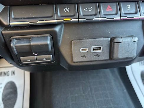 Used 2021 GMC Sierra 1500 Elevation image 23