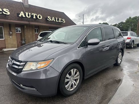 Used 2016 Honda Odyssey SE image 3