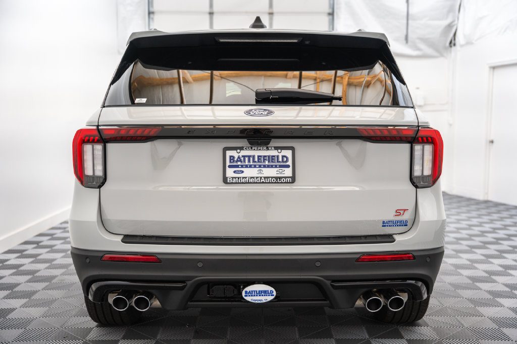 New 2027 Ford Explorer ST w/ Sun And Sound Package AWD/4WD image 6