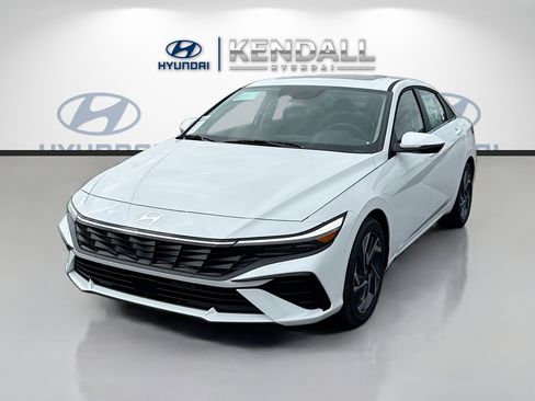 New 2026 Hyundai Elantra Limited w/ Cargo Package FWD image 3