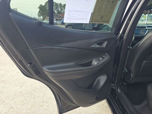 Used 2023 Buick Encore GX Select w/ Sport Touring Package image 31