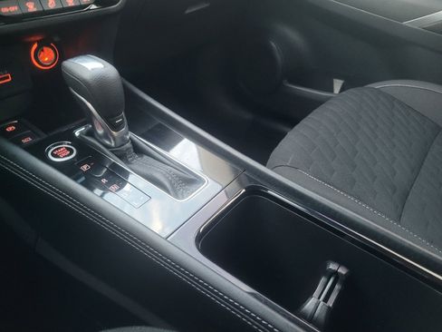 Used 2021 Nissan Kicks SV FWD image 26