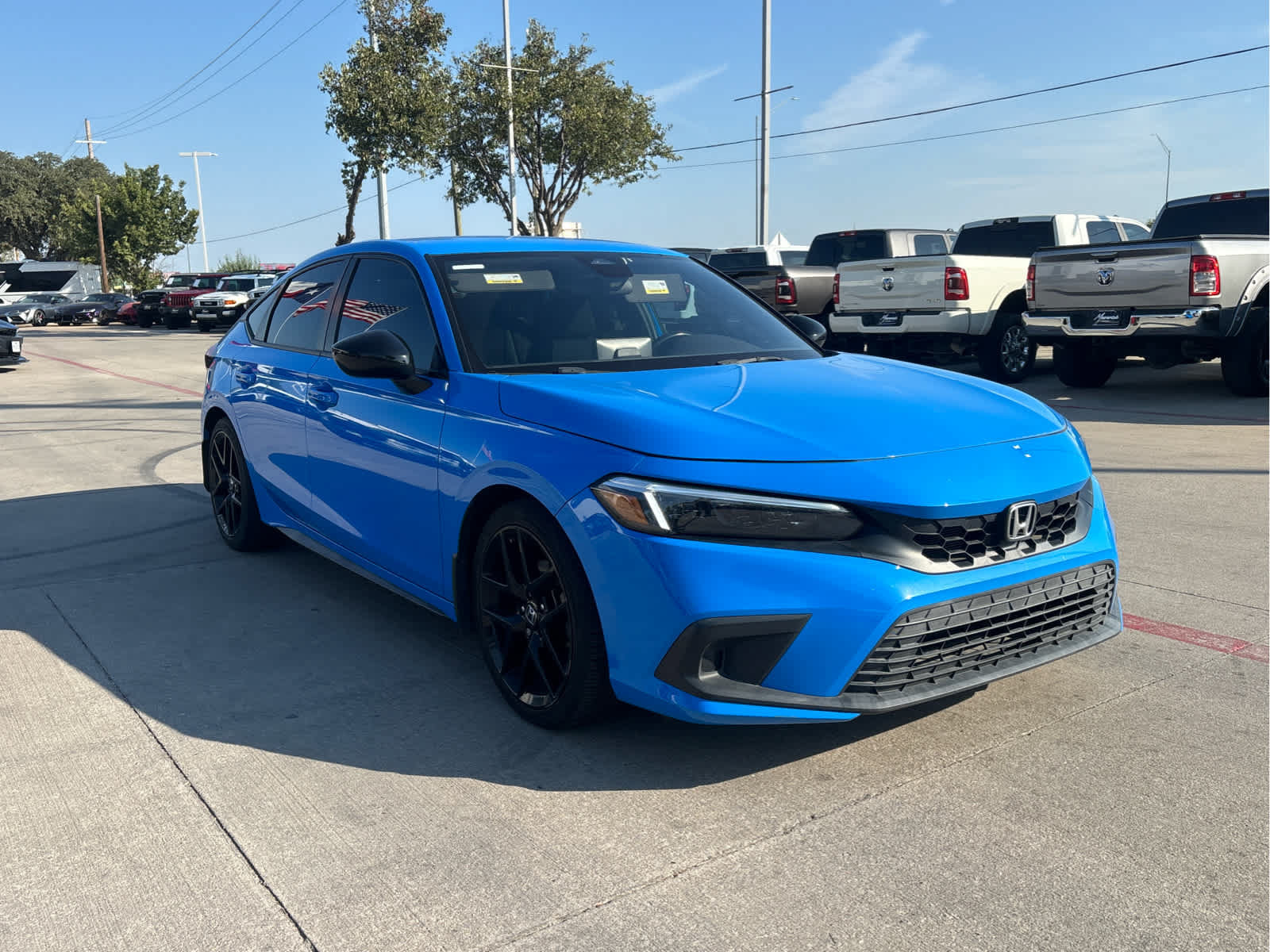 Used 2022 Honda Civic Sport image 2
