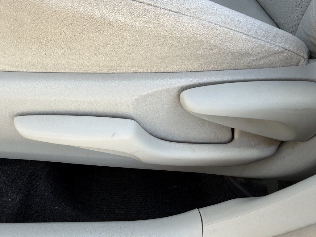 Used 2012 Toyota Prius Two FWD image 25