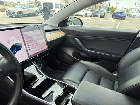 Used 2019 Tesla Model 3 Long Range AWD/4WD image 22