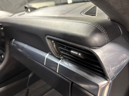 Used 2016 Porsche 911 Carrera S image 15