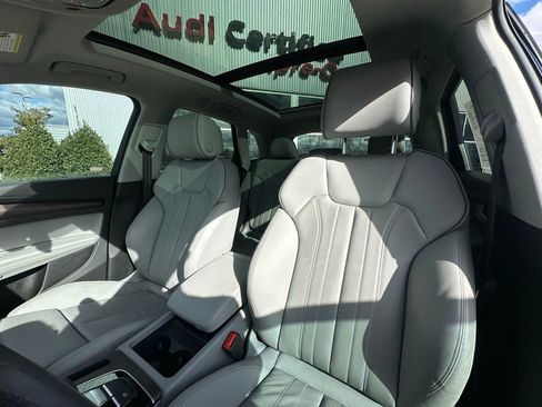 Used 2025 Audi Q5 2.0T Premium Plus w/ Premium Plus Package image 13
