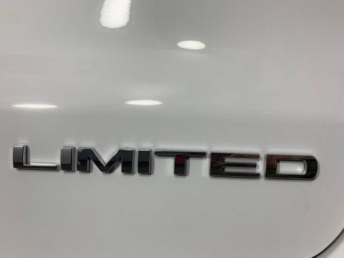 Used 2024 Jeep Compass Limited AWD/4WD image 38