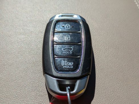 Used 2020 Hyundai Santa Fe Limited w/ Cargo Package image 30