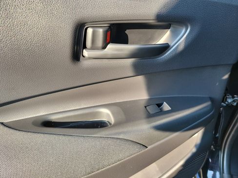 Used 2023 Toyota Corolla LE image 20