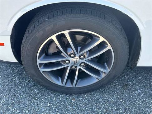 Used 2019 Dodge Challenger SXT AWD/4WD image 8