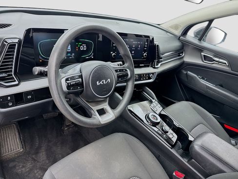 Used 2023 Kia Sportage LX AWD/4WD image 7