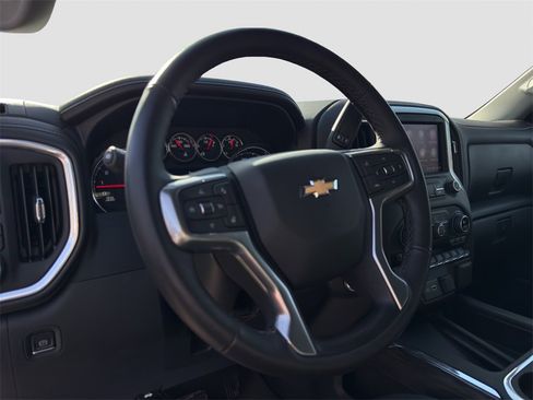 Used 2022 Chevrolet Silverado 2500 LTZ w/ LTZ Plus Package image 9