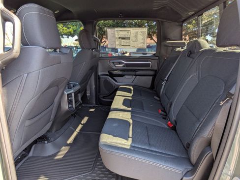 New 2026 RAM 1500 4x4 Crew Cab image 15